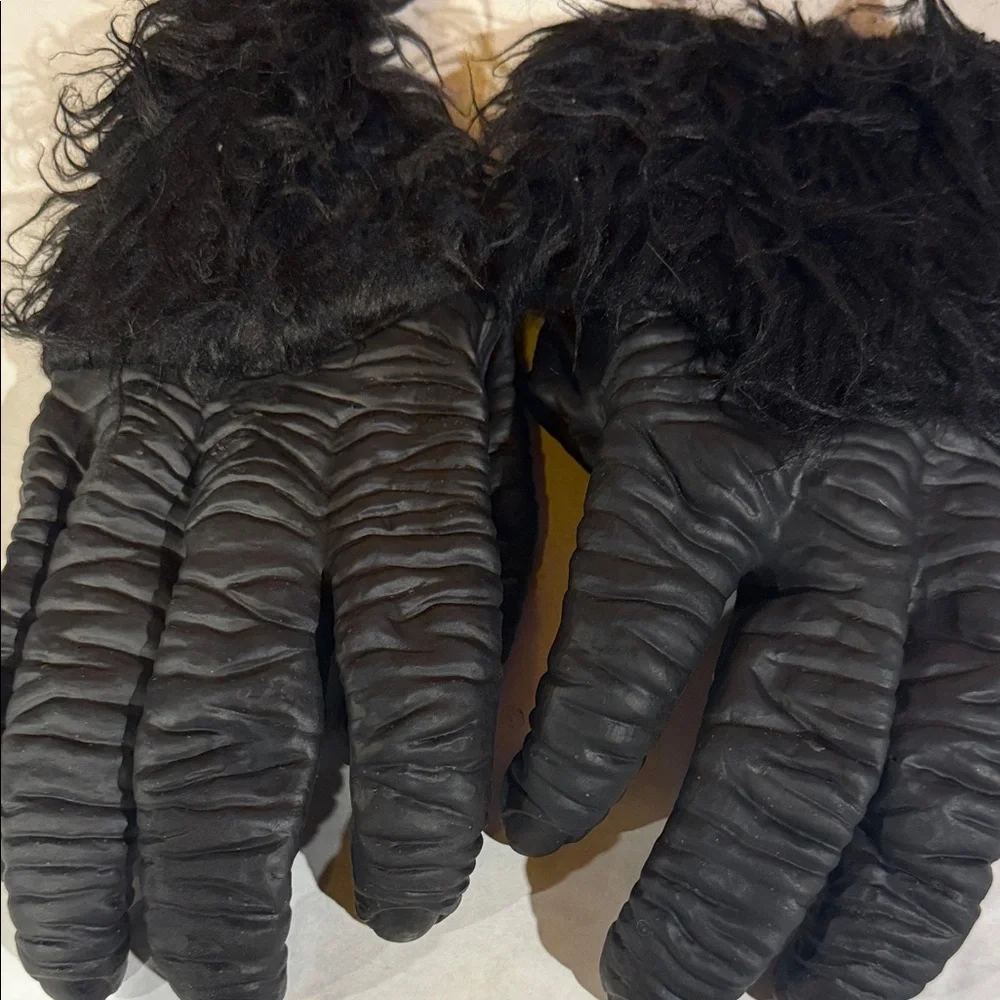 Spirit Deluxe Gorilla costume - Picture 6 of 8